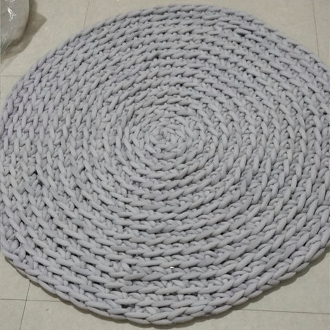 null Round Futon Coarse Wool Hand Knitted Bathmat.