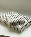 B&W Striped Bath Towel - HYPEINDAHOUSE