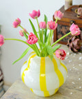 null Curlie Glass Vase.