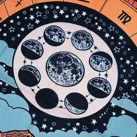 Tarot Total Lunar Eclipse Tapestry - HYPEINDAHOUSE