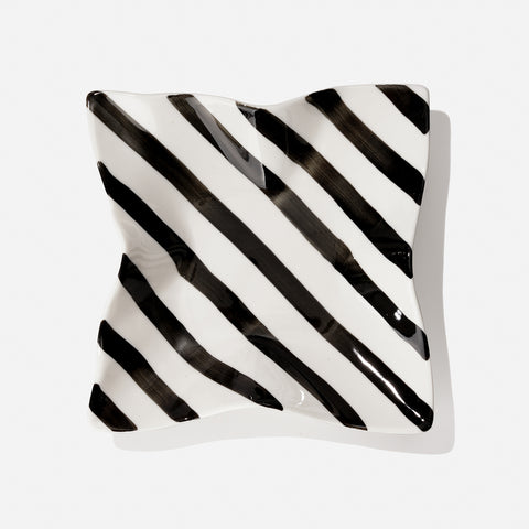 Irregular Striped Plate - HYPEINDAHOUSE
