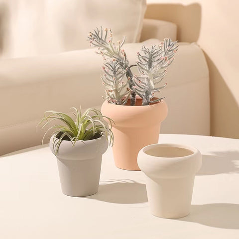 null Simple Ceramic Vase.