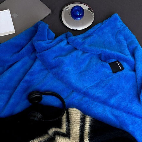 [4 Color] Y2K Aesthetics Faux Fur Blanket - HypeIndaHouse