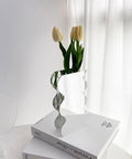 Avant Vibe Wavy Shaped Acrylic Decor Vase - HypeIndaHouse