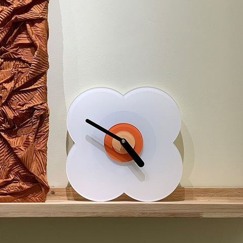 Cute Flower Shape Acrylic Wall Clock - HYPEINDAHOUSE