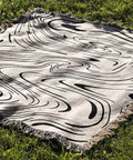 Minimal Aesthetic Maze Woven Throw Blanket - HYPEINDAHOUSE